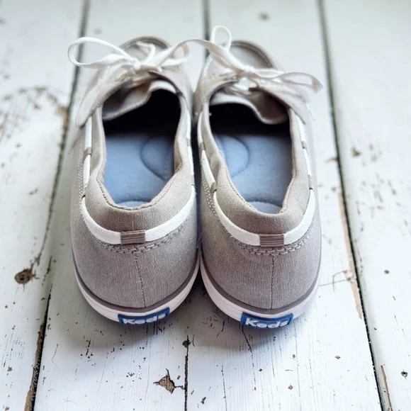 Keds Light Khaki Gray Canvas Boat Shoes with White Laces - Picture 9 of 11